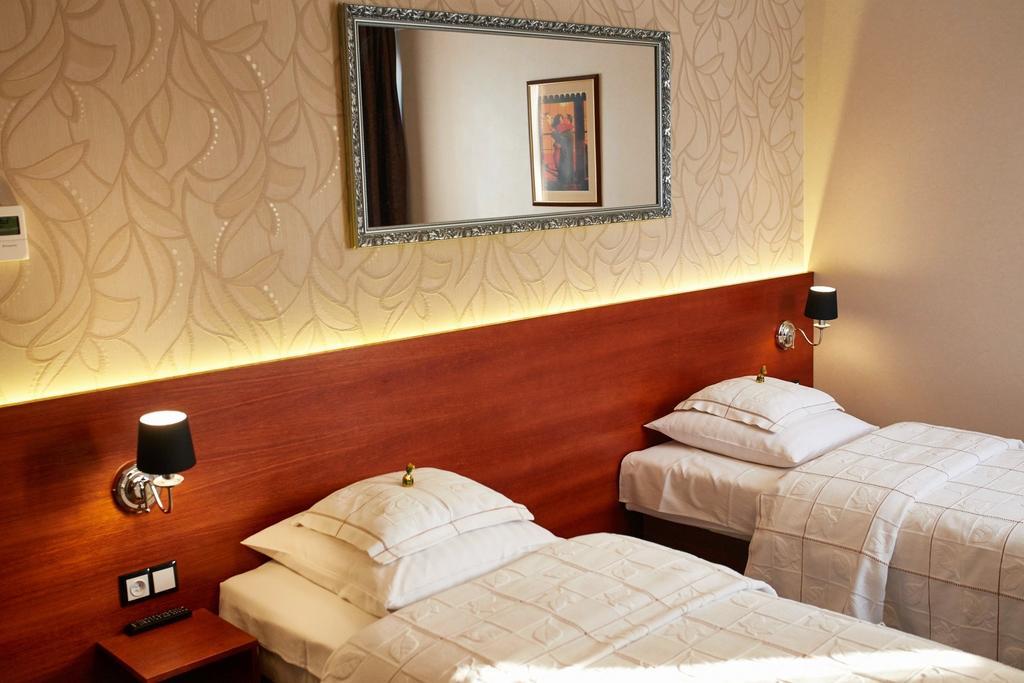 Hotel&Spa Kameleon Zory Room photo