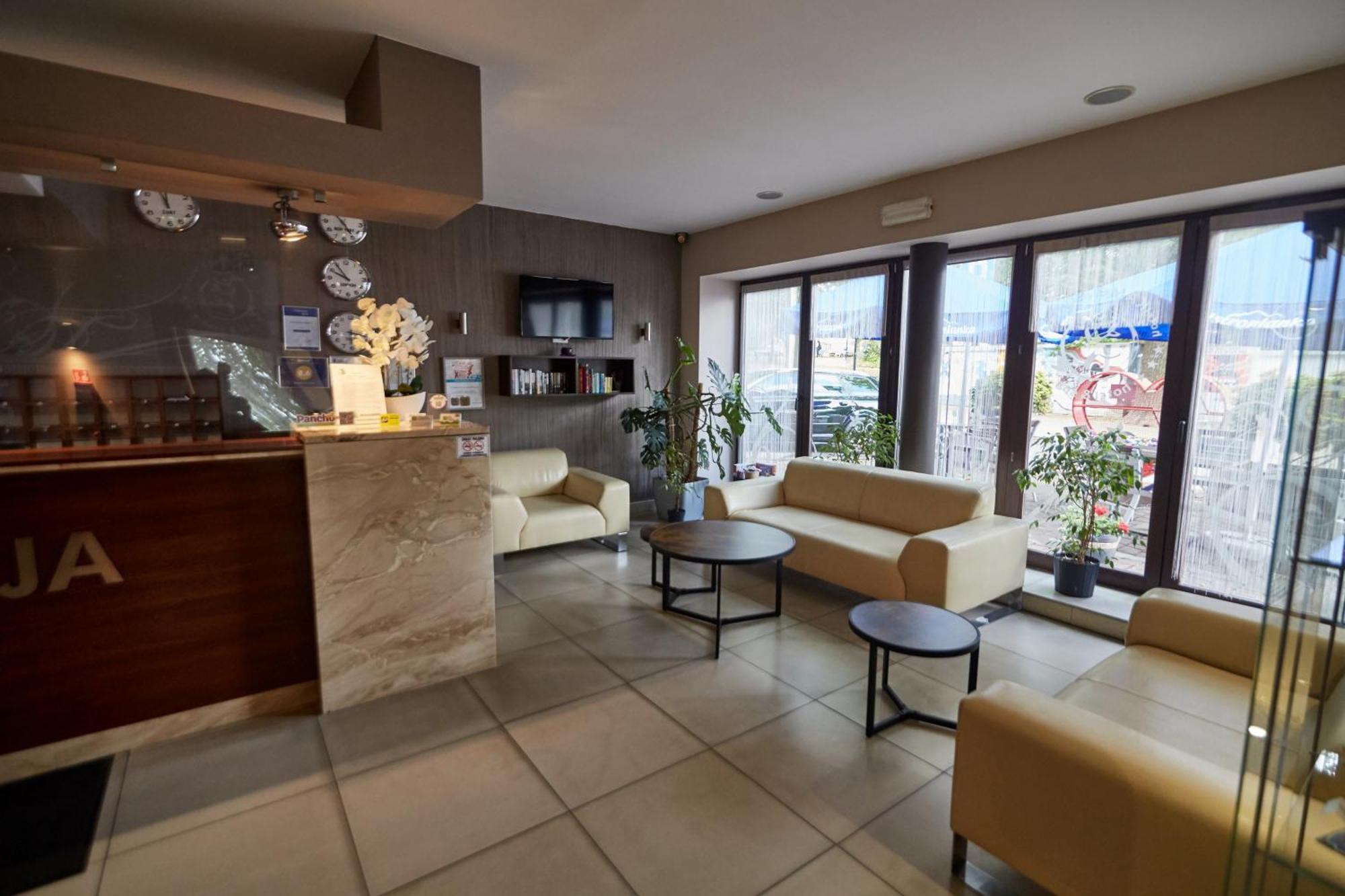 Hotel&Spa Kameleon Zory Exterior photo